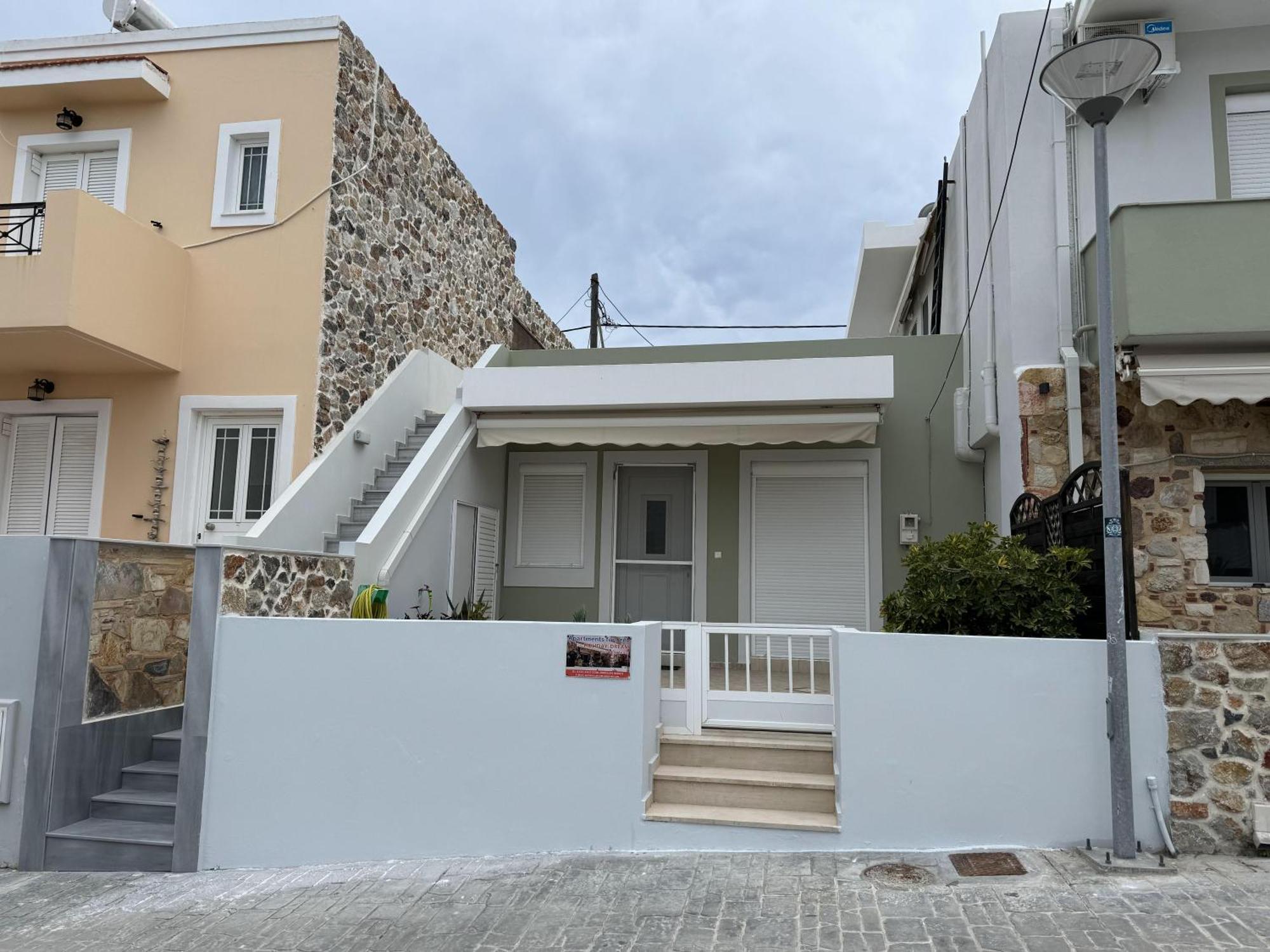 Holiday Dream Thalia Apartment Мастрихари Екстериор снимка