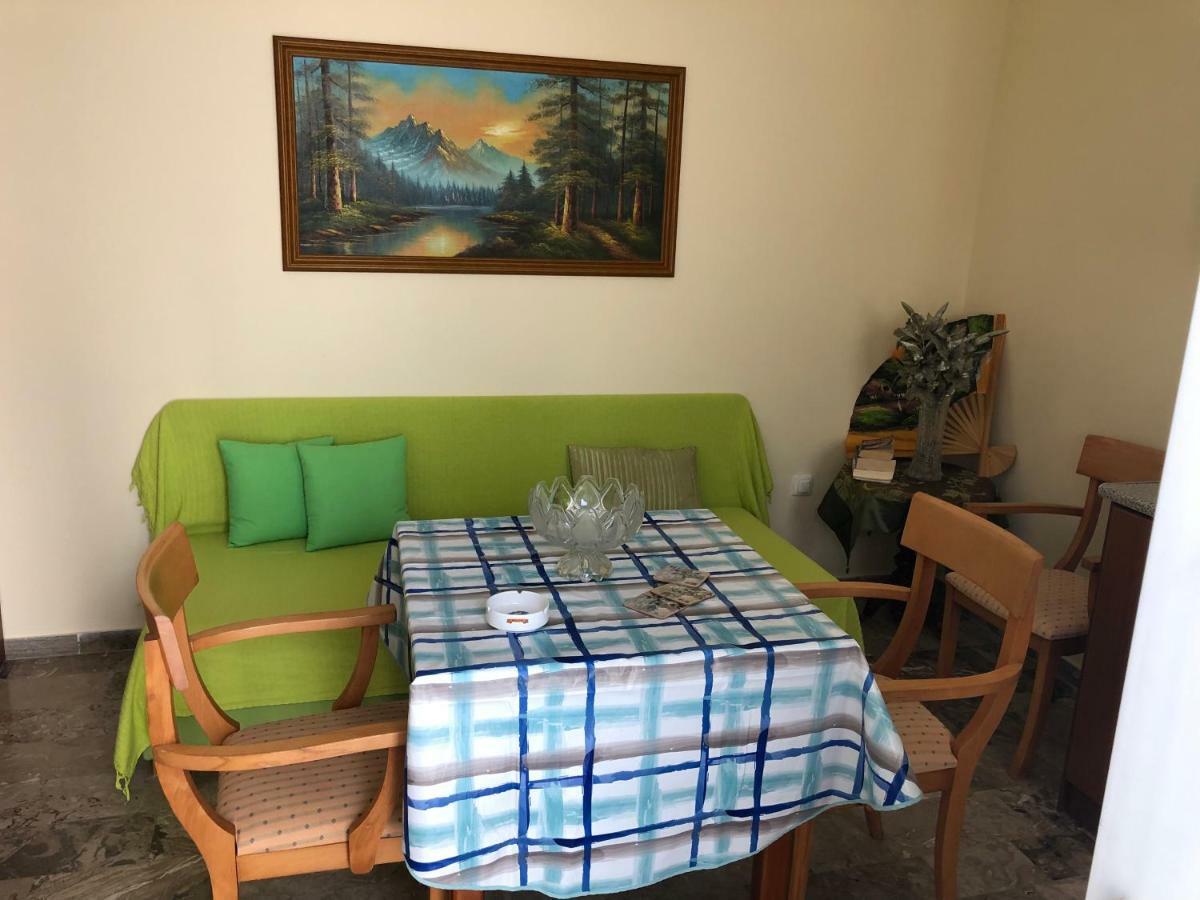 Holiday Dream Thalia Apartment Мастрихари Екстериор снимка